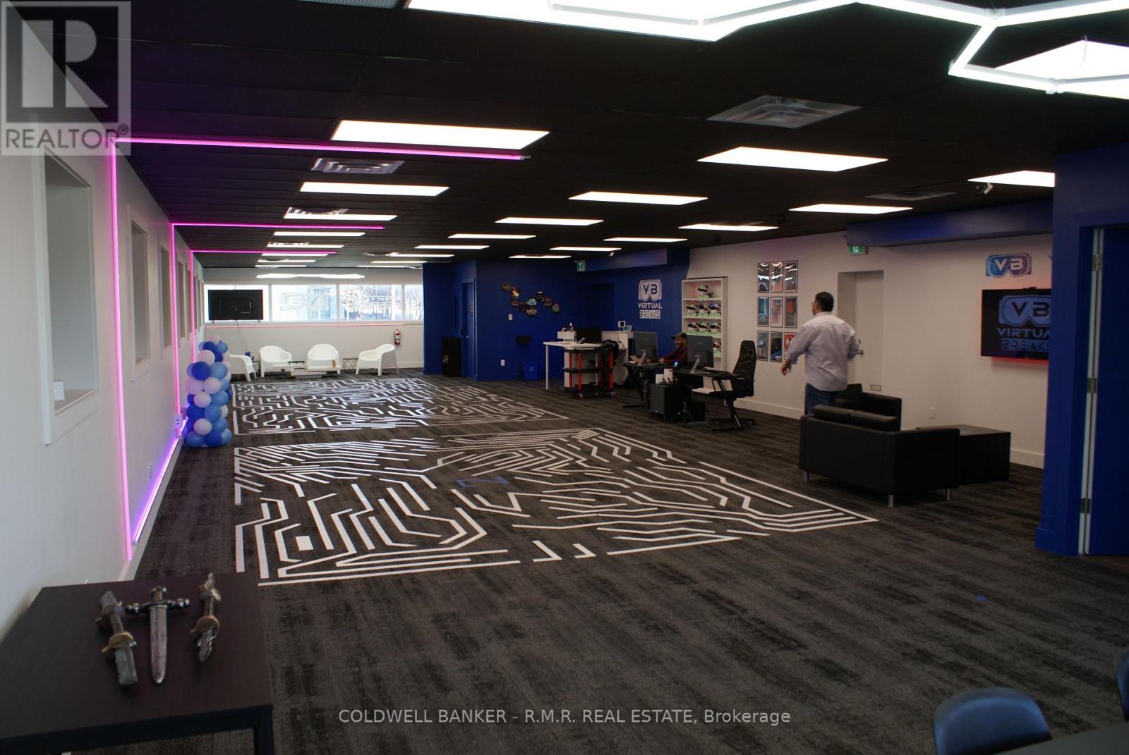 200-202 - 172 King Street E, Oshawa (O'neill), Ontario  L1H 1B7 - Photo 2 - E12876862