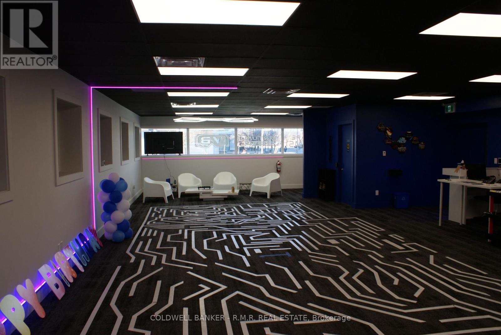 200-202 - 172 King Street E, Oshawa (O'neill), Ontario  L1H 1B7 - Photo 3 - E12876862