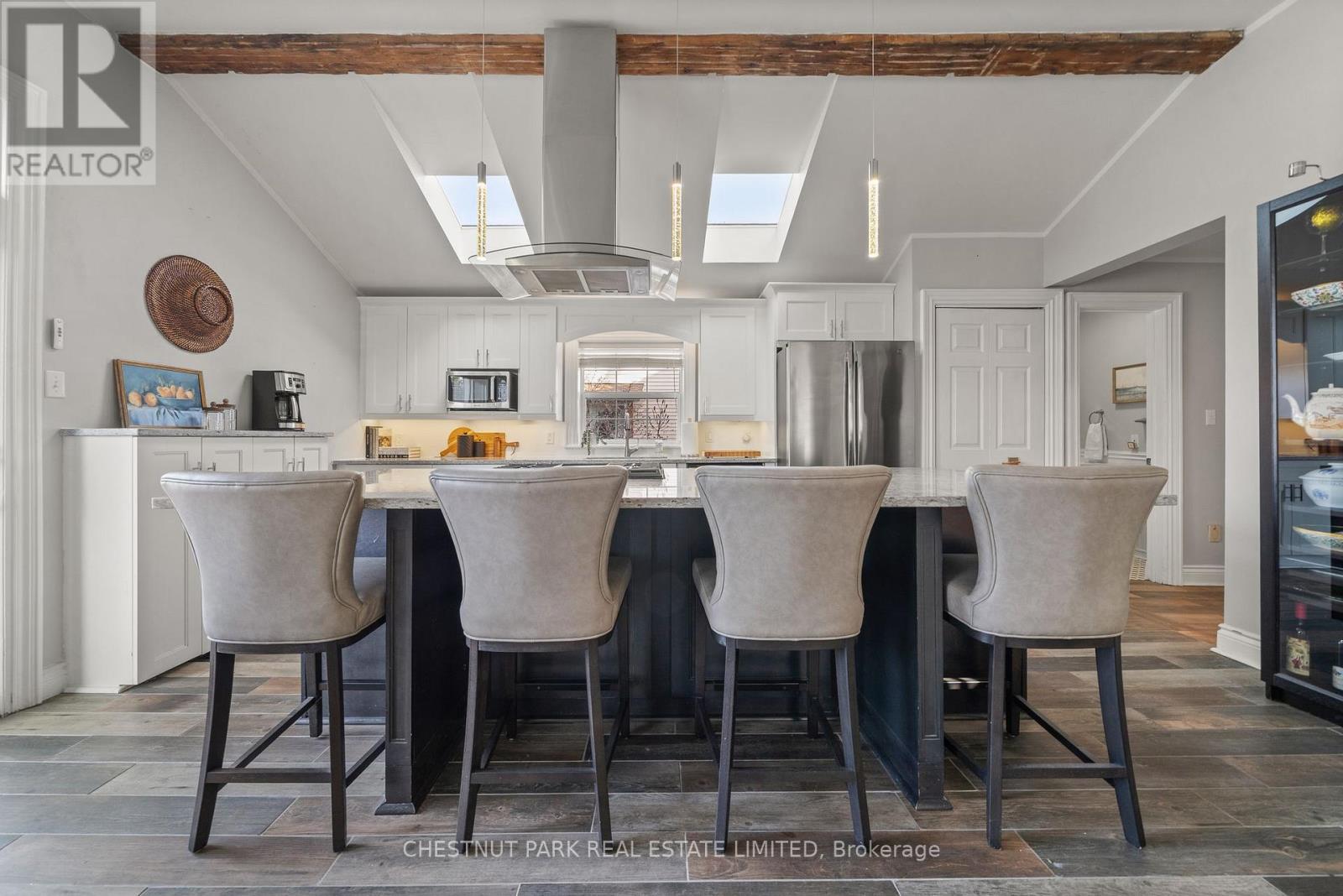 14782 Loyalist Parkway, Prince Edward County, Ontario  K0K 1G0 - Photo 9 - X12876878