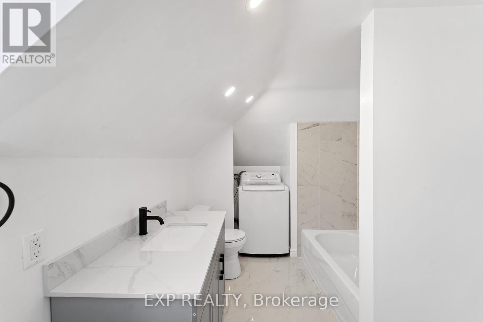 Unit A - 81 St Charles Street, Belleville, Ontario  K8P 2W5 - Photo 10 - X12876966