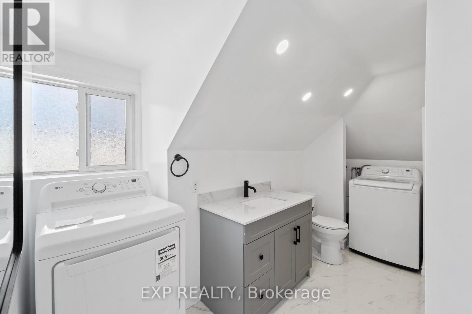 Unit A - 81 St Charles Street, Belleville, Ontario  K8P 2W5 - Photo 9 - X12876966