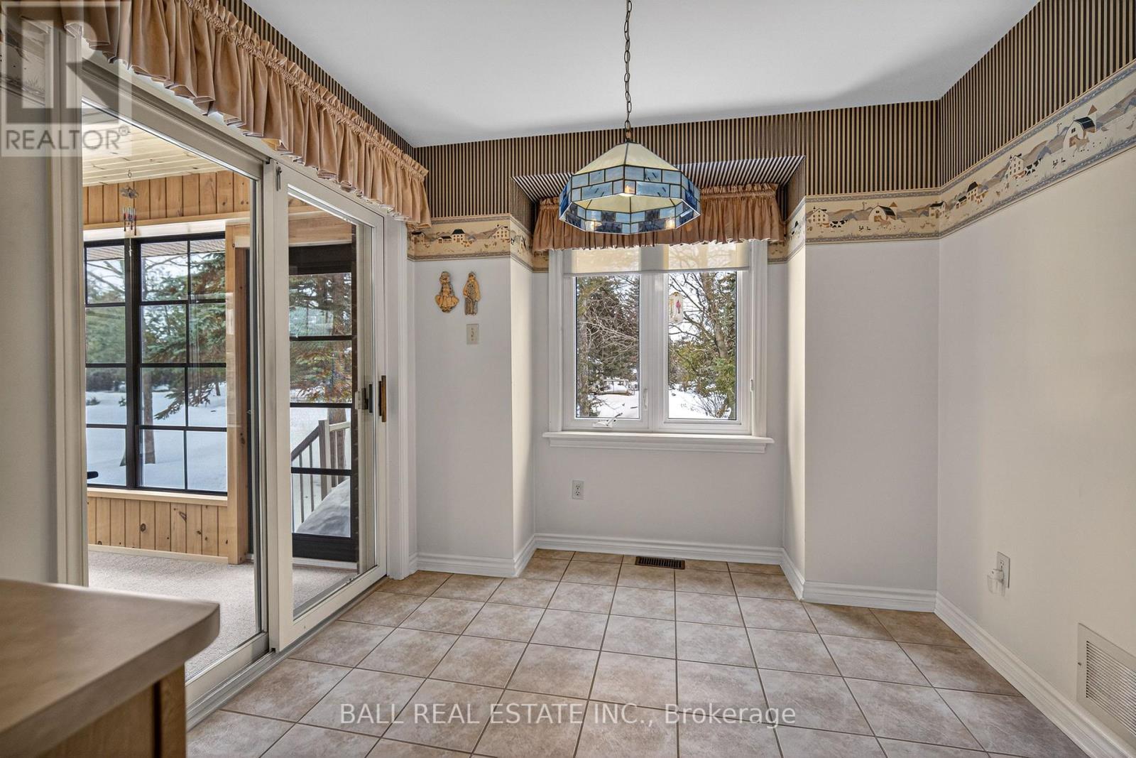 26 Island Bay Drive, Kawartha Lakes, Ontario  K0M 1A0 - Photo 13 - X12876996