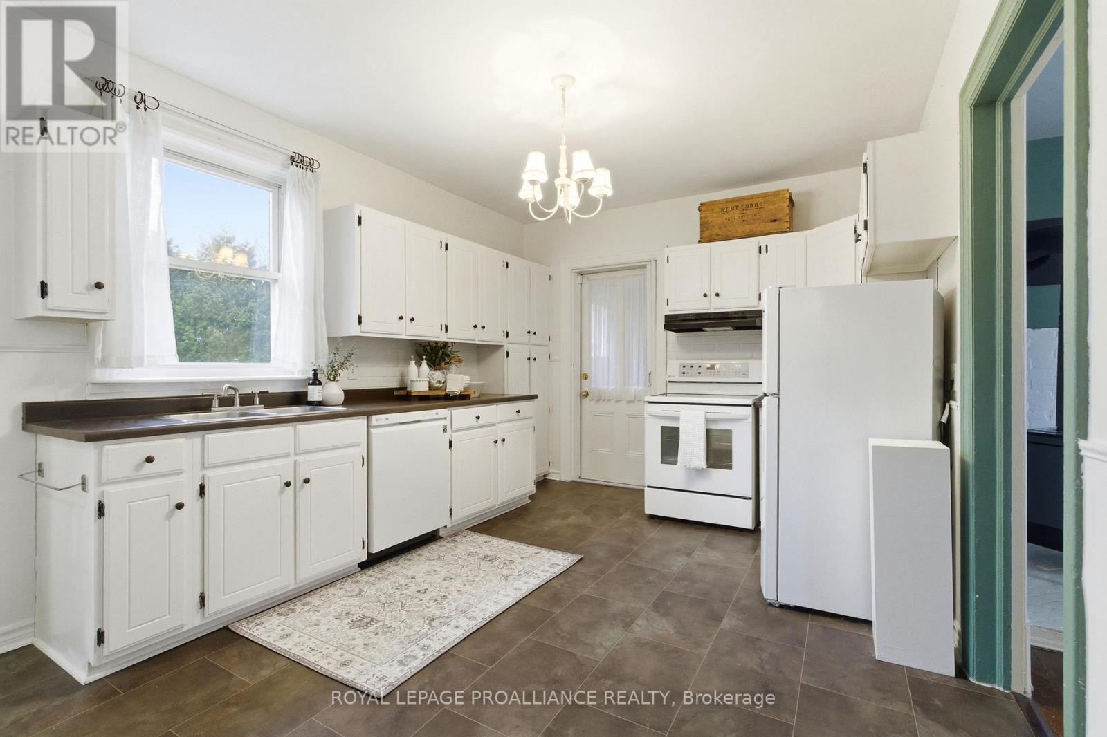 383 Mathew Street, Cobourg, Ontario  K9A 3E6 - Photo 17 - X12877062