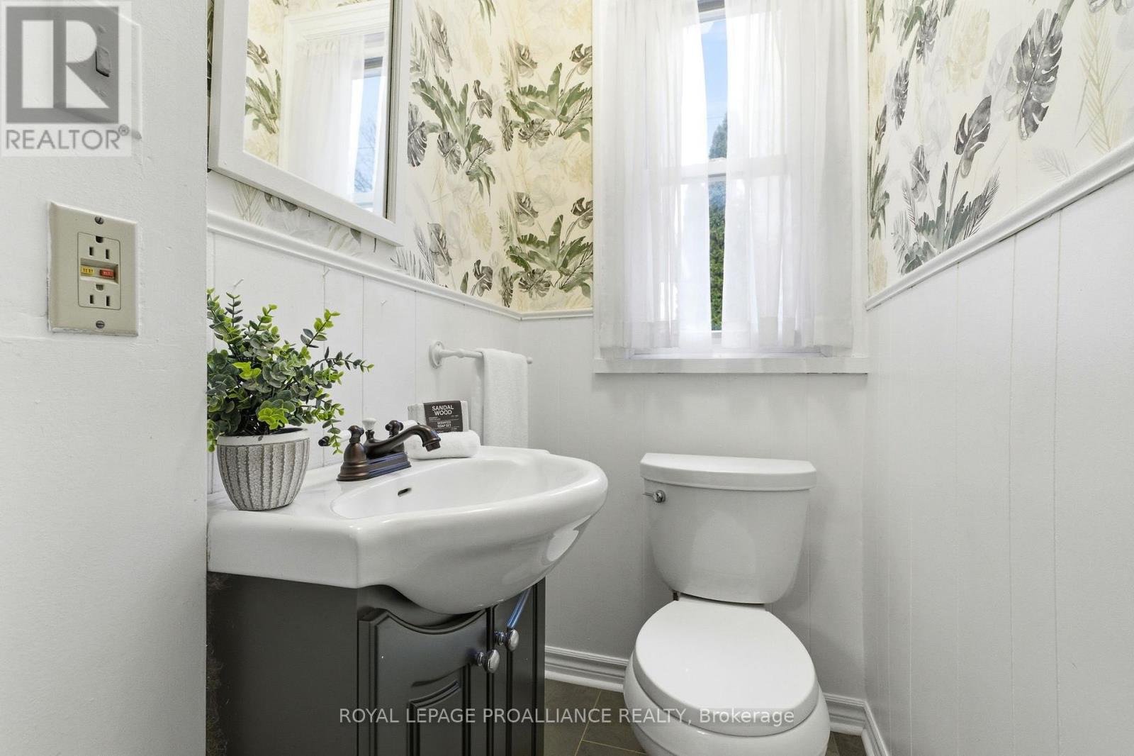 383 Mathew Street, Cobourg, Ontario  K9A 3E6 - Photo 23 - X12877062