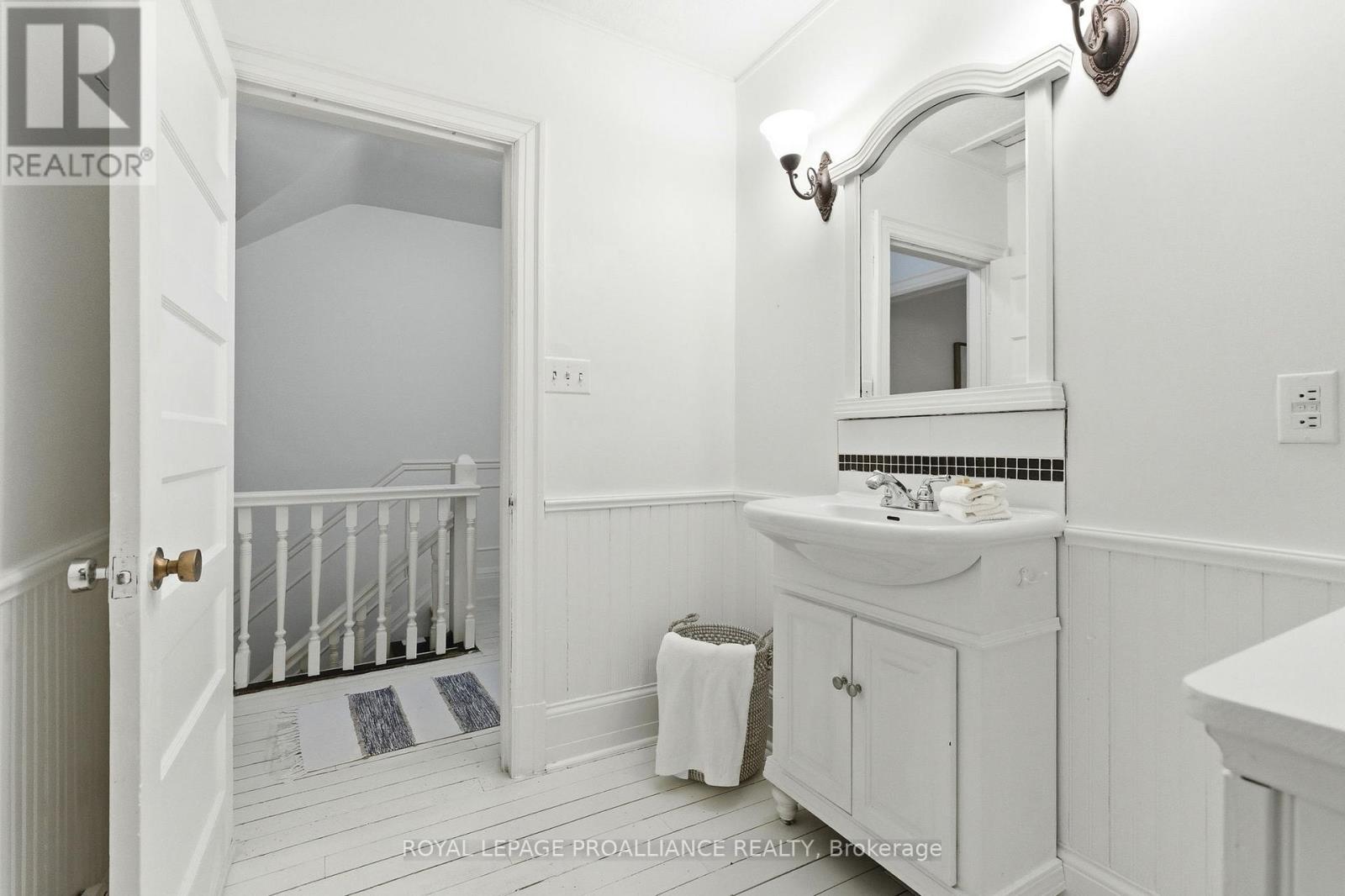 383 Mathew Street, Cobourg, Ontario  K9A 3E6 - Photo 36 - X12877062