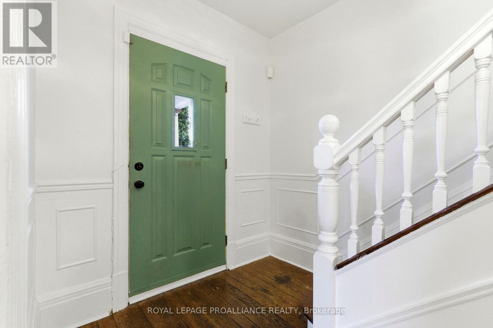 383 Mathew Street, Cobourg, Ontario  K9A 3E6 - Photo 6 - X12877062