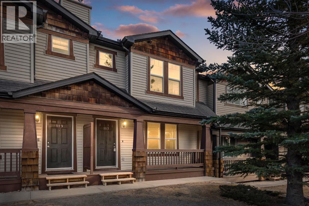 117 Panatella Park Nw, Calgary, Alberta  T3K 6L5 - Photo 1 - A2280427