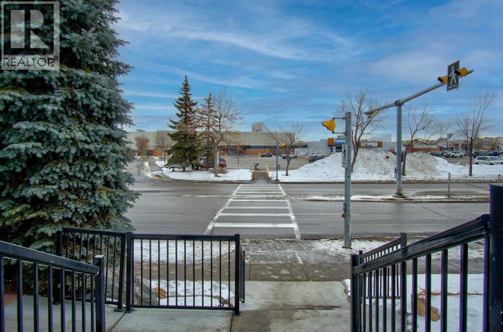 203, 3719b 49 Street Nw, Calgary, Alberta  T3A 2E3 - Photo 2 - A2282504