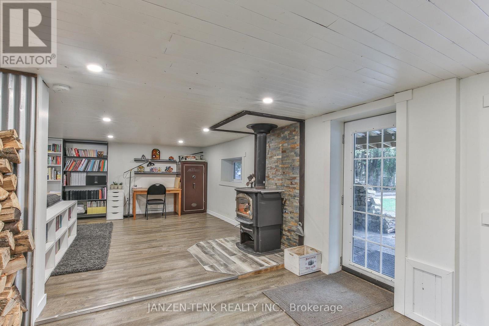 9114 Rogers Road, Malahide, Ontario  N5H 2R4 - Photo 28 - X12877072