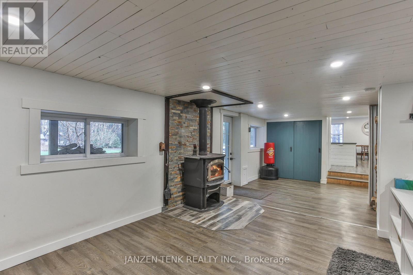 9114 Rogers Road, Malahide, Ontario  N5H 2R4 - Photo 30 - X12877072