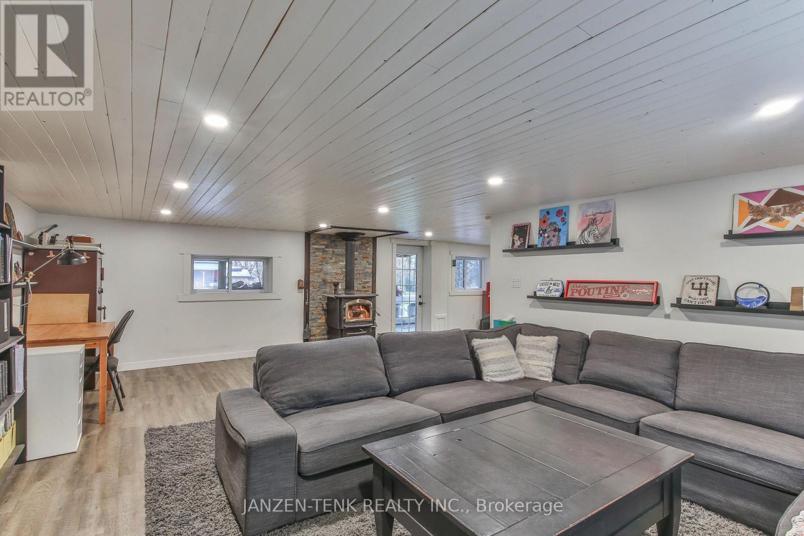 9114 Rogers Road, Malahide, Ontario  N5H 2R4 - Photo 33 - X12877072