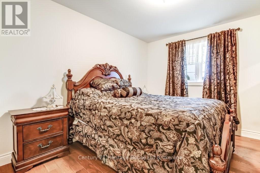 51 Haida Place, Woodstock, Ontario  N4T 1R8 - Photo 17 - X12875402