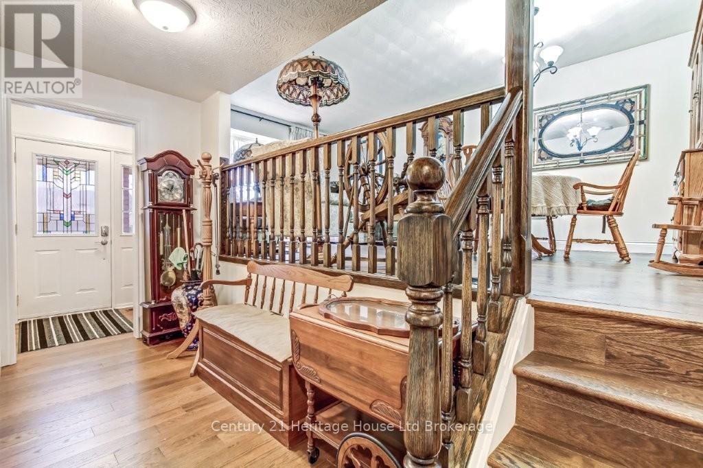 51 Haida Place, Woodstock, Ontario  N4T 1R8 - Photo 3 - X12875402