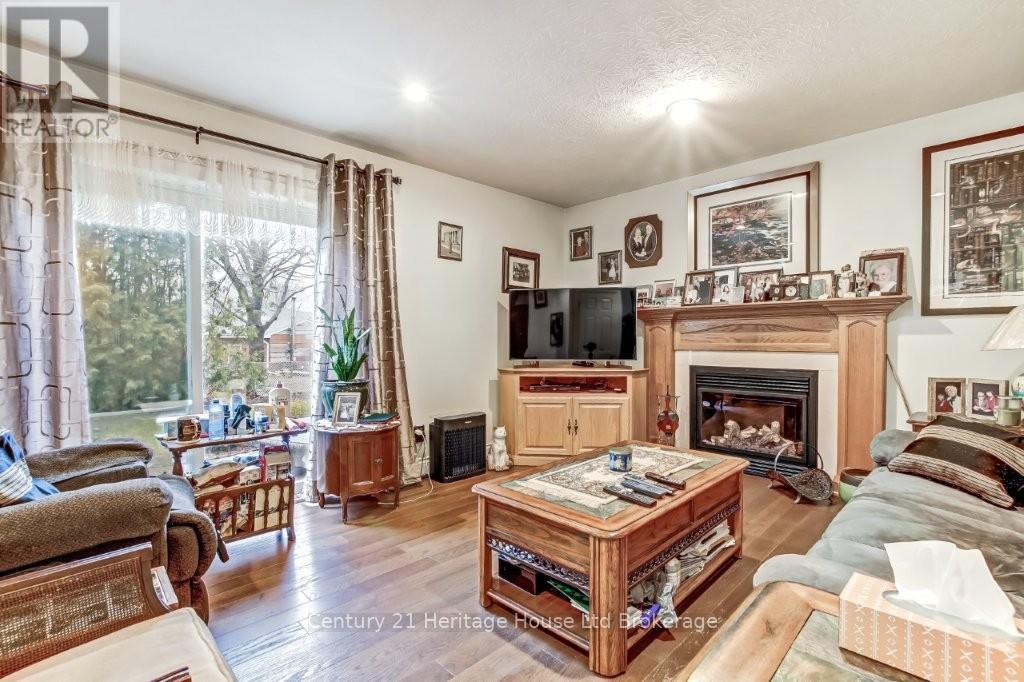 51 Haida Place, Woodstock, Ontario  N4T 1R8 - Photo 9 - X12875402