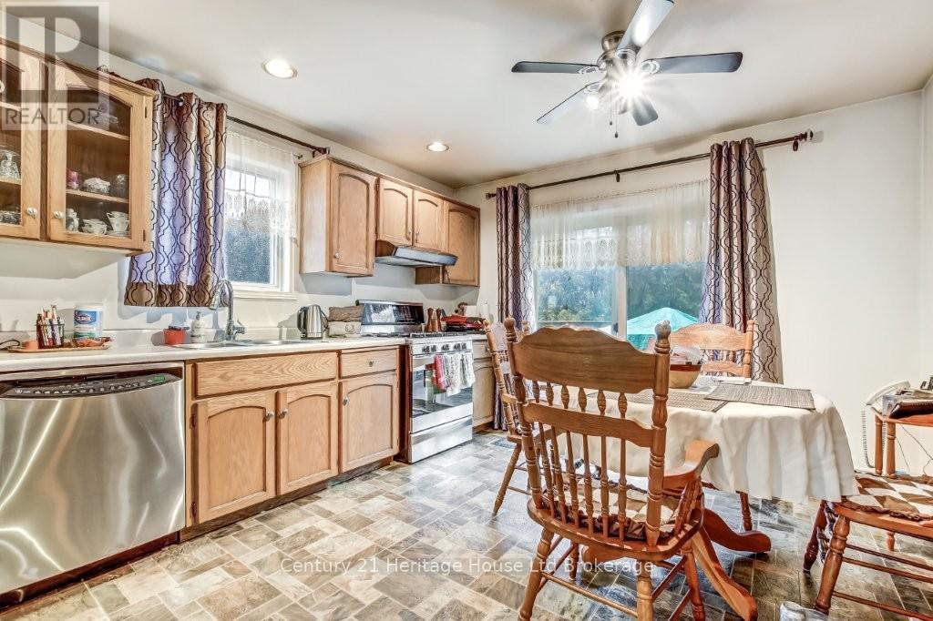 51 Haida Place, Woodstock, Ontario  N4T 1R8 - Photo 7 - X12875402