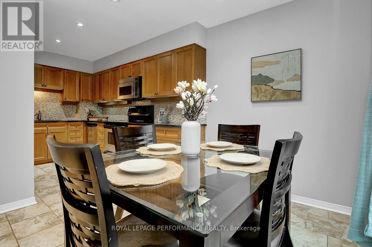 19 Columbus Avenue, Ottawa, Ontario  K1K 1R2 - Photo 12 - X12877048