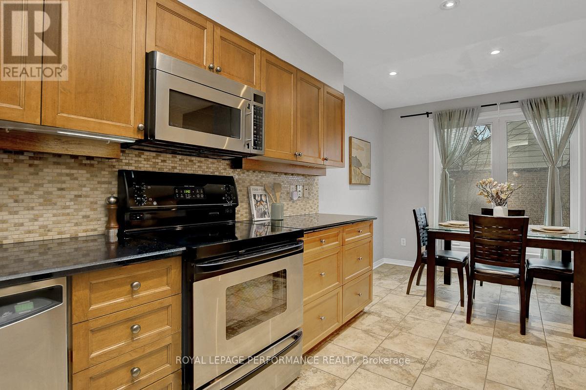 19 Columbus Avenue, Ottawa, Ontario  K1K 1R2 - Photo 16 - X12877048