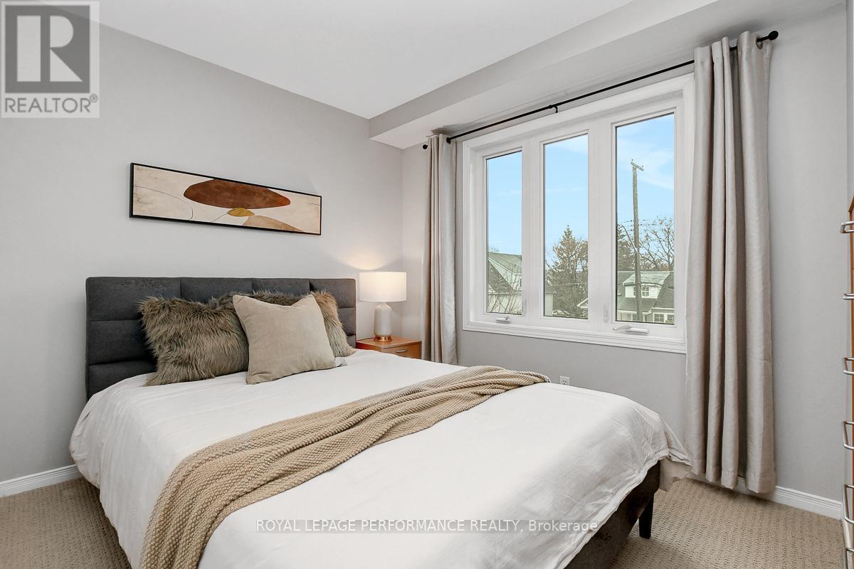 19 Columbus Avenue, Ottawa, Ontario  K1K 1R2 - Photo 22 - X12877048