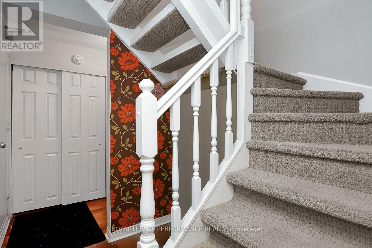 19 Columbus Avenue, Ottawa, Ontario  K1K 1R2 - Photo 43 - X12877048