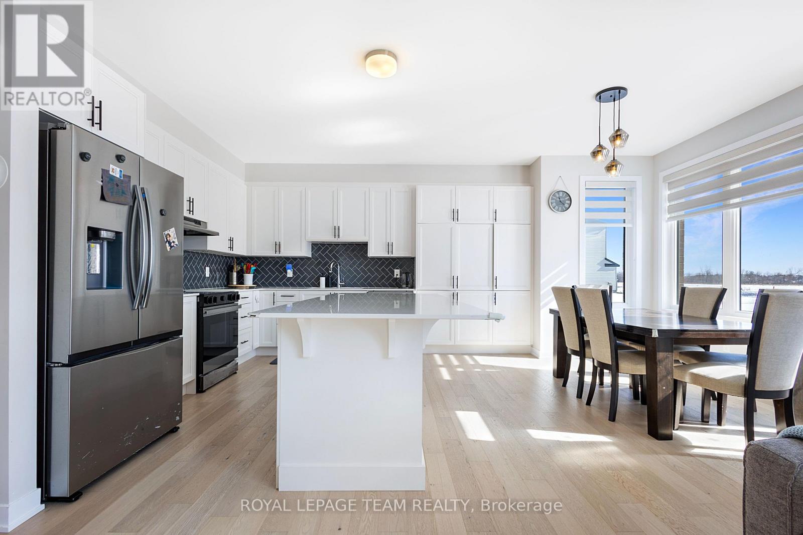 331 Peninsula Road, Ottawa, Ontario  K2J 4J4 - Photo 11 - X12877070