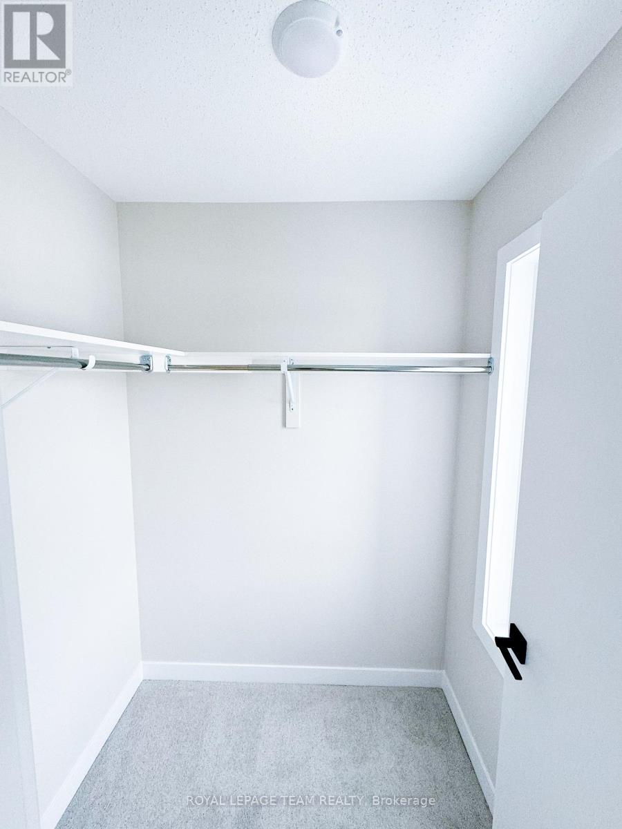 331 Peninsula Road, Ottawa, Ontario  K2J 4J4 - Photo 5 - X12877070