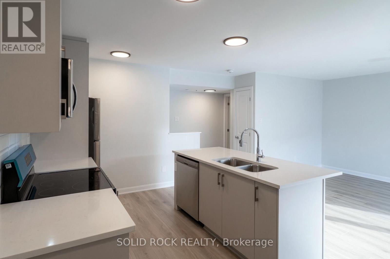 20 - 401 Glenroy Gilbert Drive, Ottawa, Ontario  K2J 5W2 - Photo 2 - X12877086