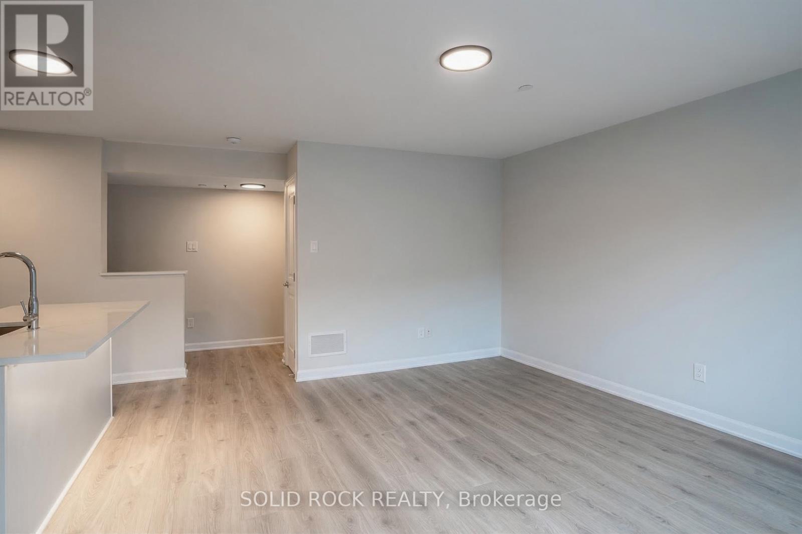 20 - 401 Glenroy Gilbert Drive, Ottawa, Ontario  K2J 5W2 - Photo 5 - X12877086