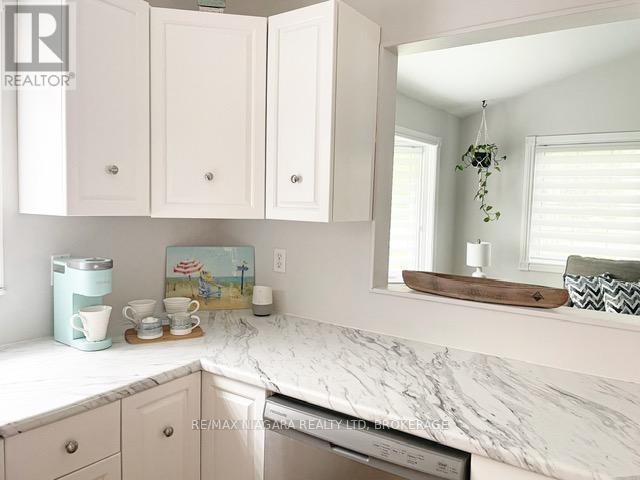 3360 Bethune Avenue, Fort Erie (Ridgeway), Ontario  L0S 1N0 - Photo 9 - X12877008