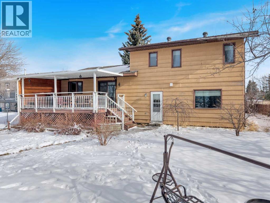 5704 58 Street, Rocky Mountain House, Alberta  T4T 1H9 - Photo 6 - A2288498