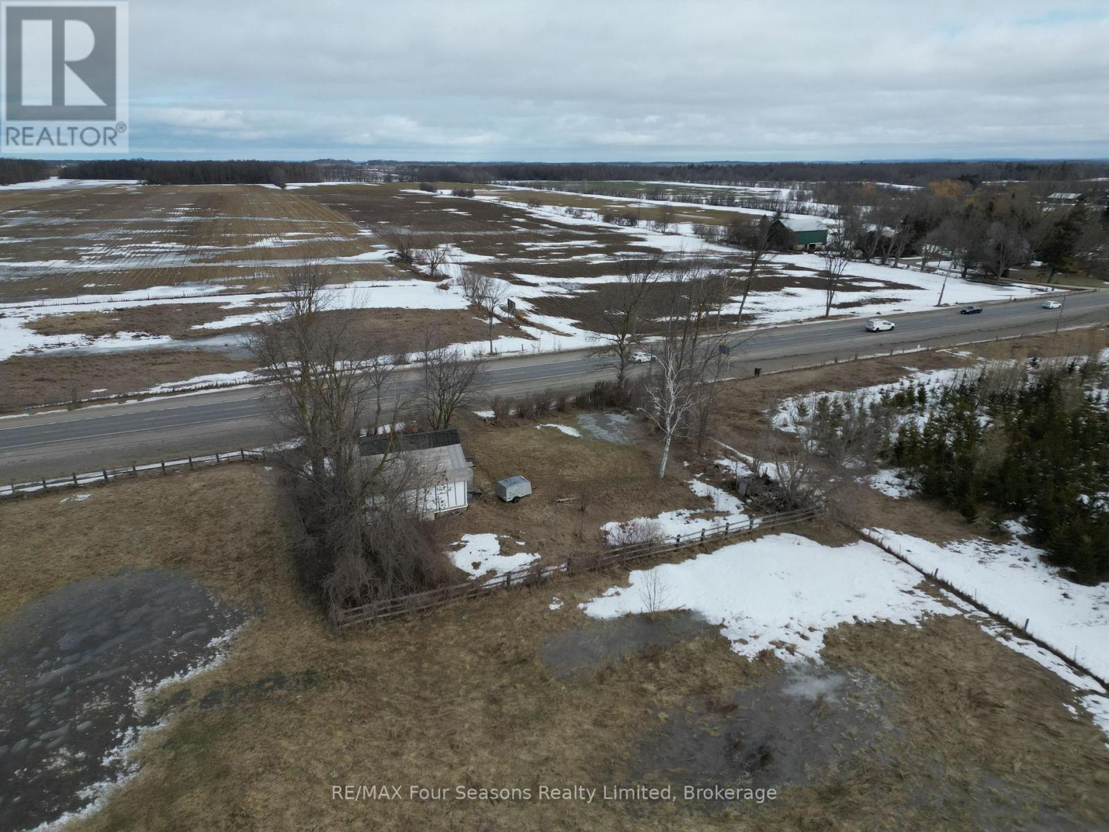 6677 26 Highway, Clearview, Ontario  L0M 1S0 - Photo 8 - S12876970