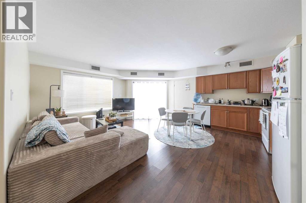 203, 1804 48 Avenue, Lloydminster, Saskatchewan  S9V 1K2 - Photo 5 - A2290105