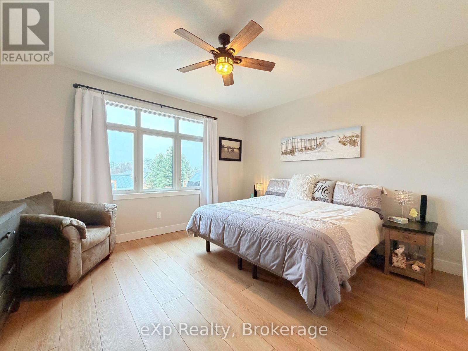 108 Irishwood Lane, Brockton, Ontario  N0G 2V0 - Photo 13 - X12876948