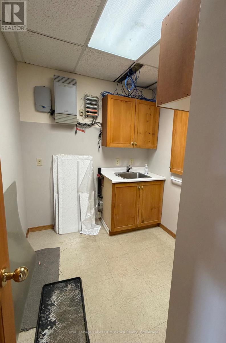 Unit 3 - 367 Muskoka Rd 3 Road N, Huntsville (Chaffey), Ontario  P1H 1H6 - Photo 11 - X12876962