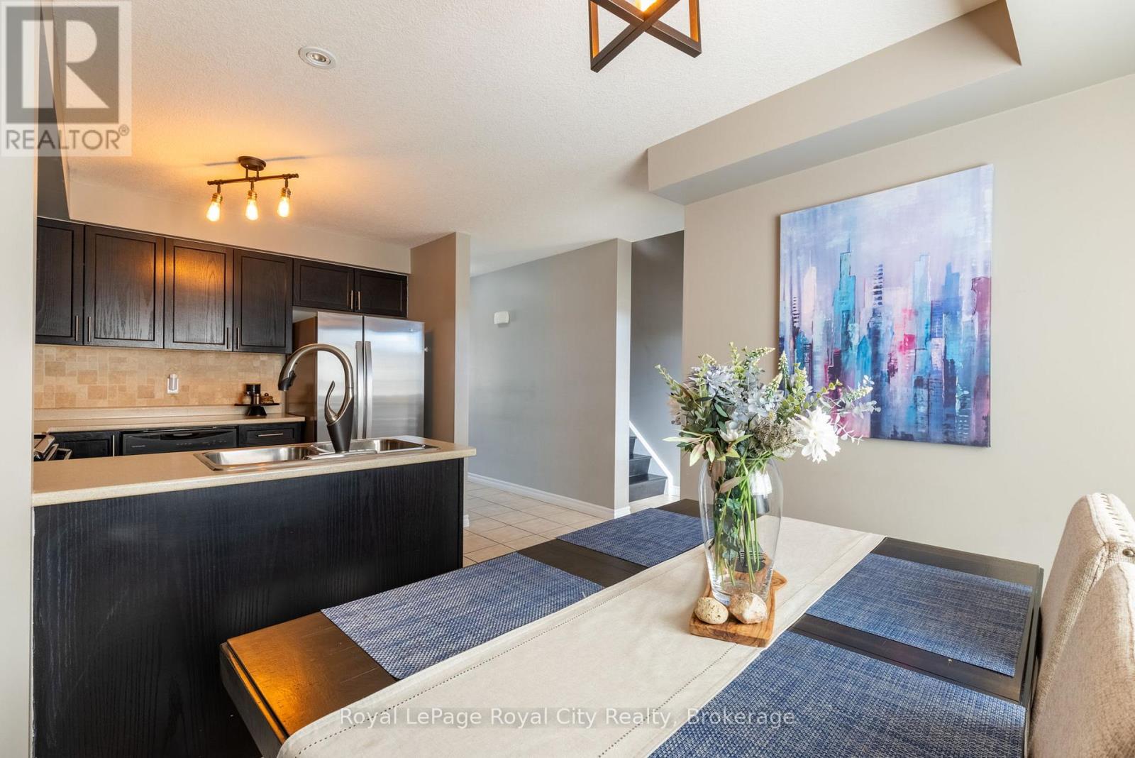 B - 638 Woodlawn Road E, Guelph (Victoria North), Ontario  N1E 0K4 - Photo 13 - X12877012