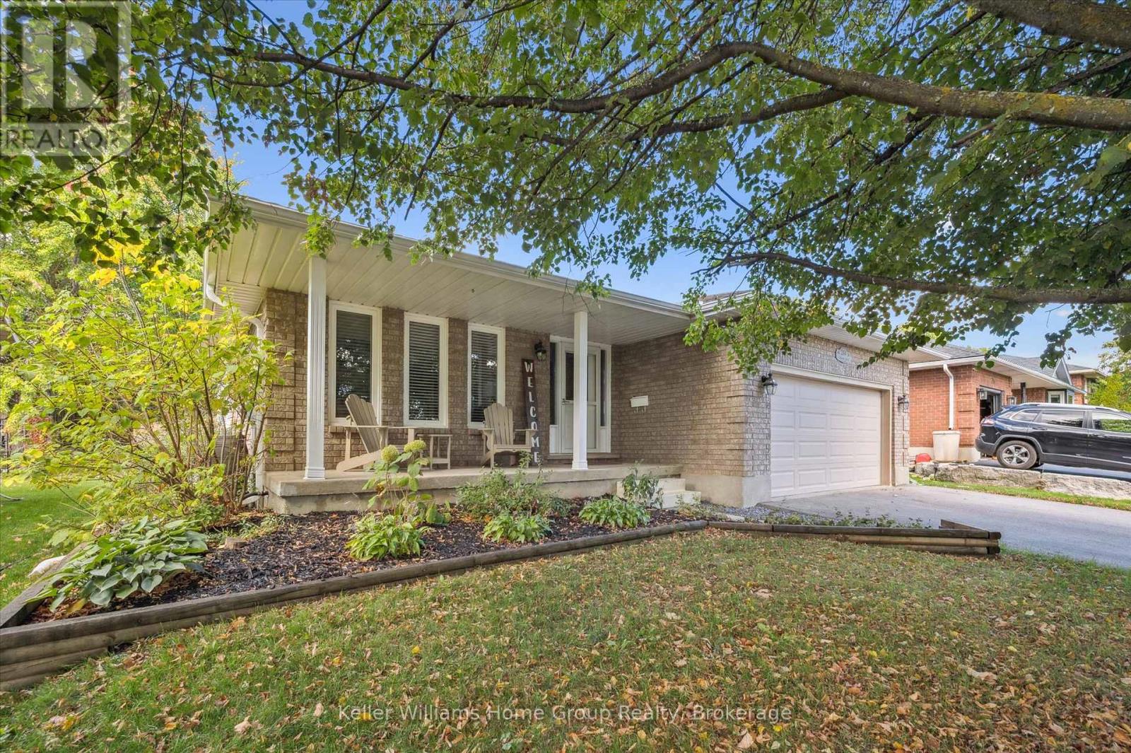 284 Colborne Street, Centre Wellington, Ontario  N0B 1S0 - Photo 2 - X12877068