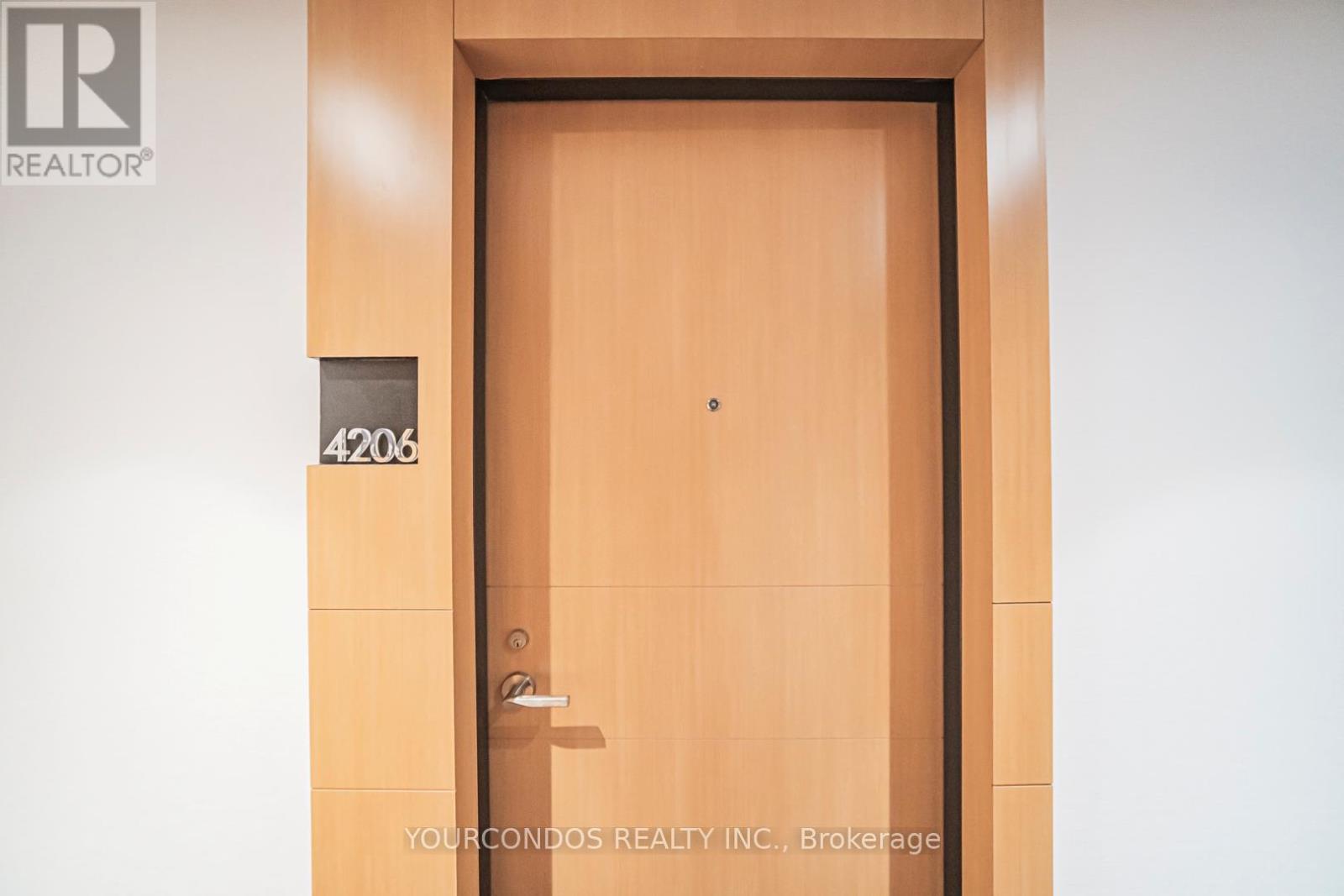 4206 - 11 Wellesley Street W, Toronto, Ontario  M4Y 0G4 - Photo 13 - C12839210