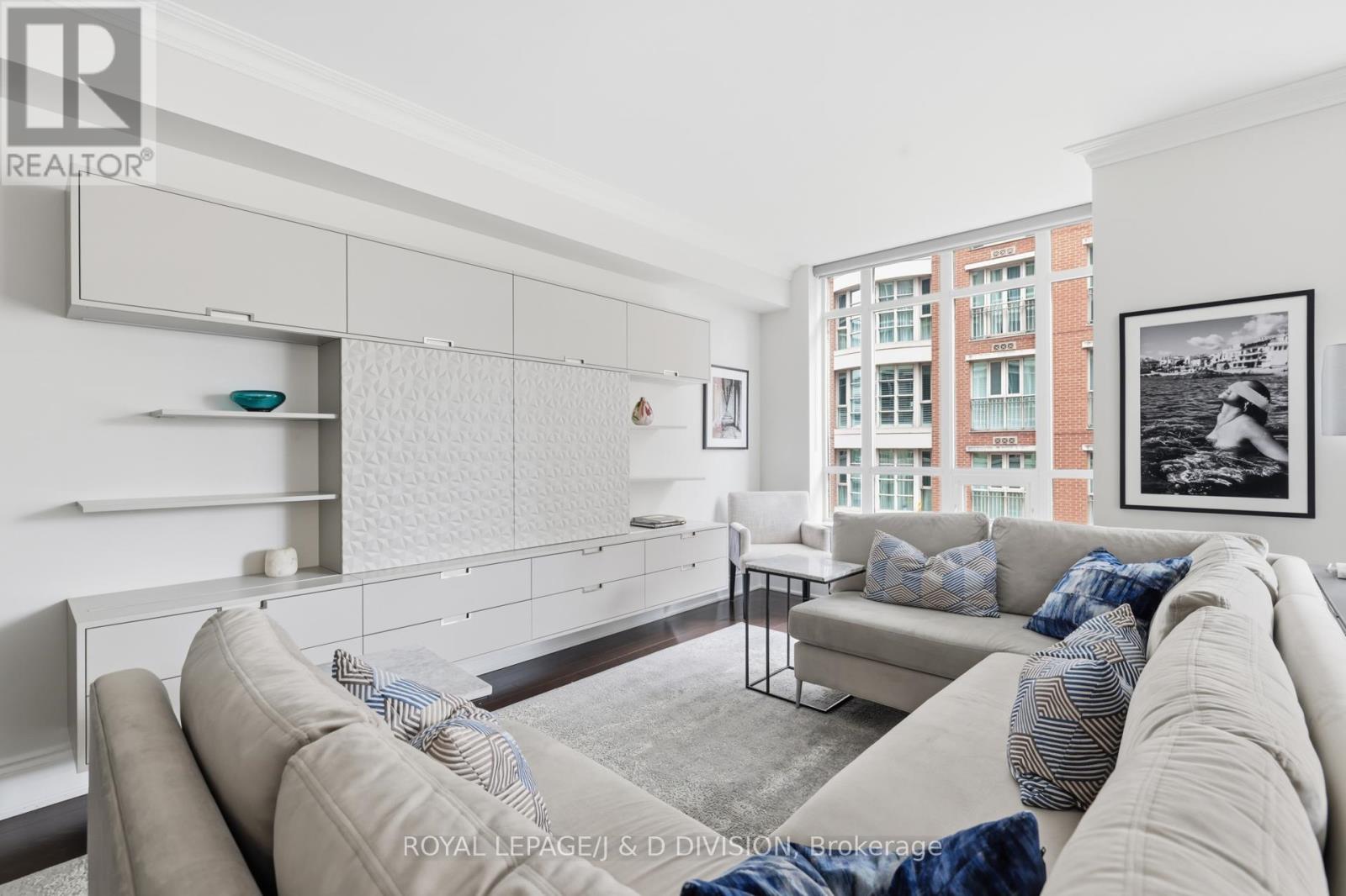 401 - 55 Delisle Avenue, Toronto, Ontario  M4V 3C2 - Photo 4 - C12876648