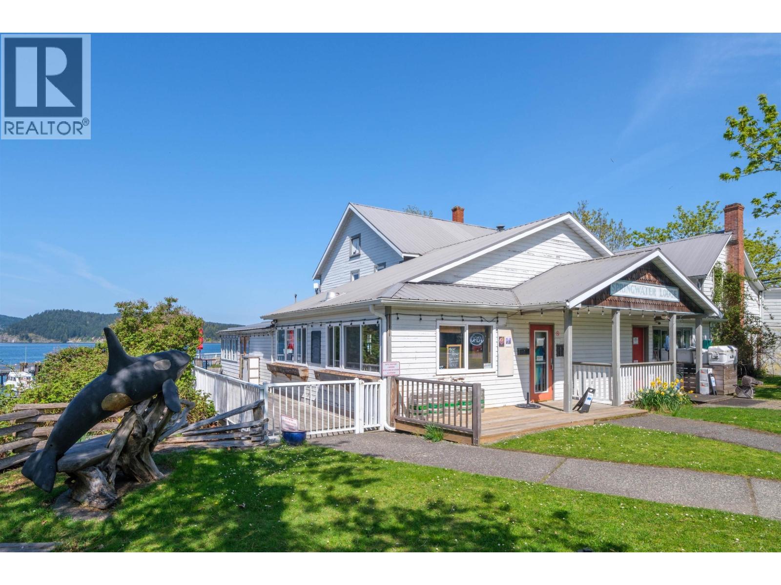 400 Fernhill Road, Mayne Island, British Columbia  V0N 2J0 - Photo 2 - C8075774