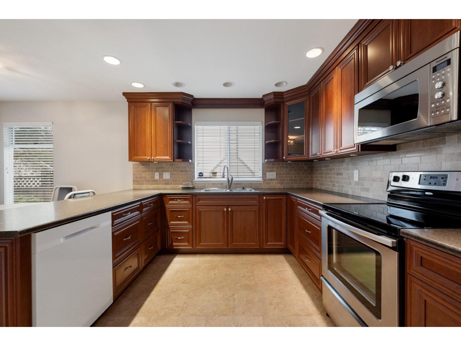 18775 59 Avenue, Surrey, British Columbia  V3S 7M1 - Photo 8 - R3098653