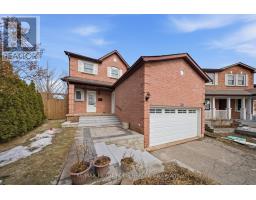 700 MOUNTJOY COURT, Oshawa, Ontario