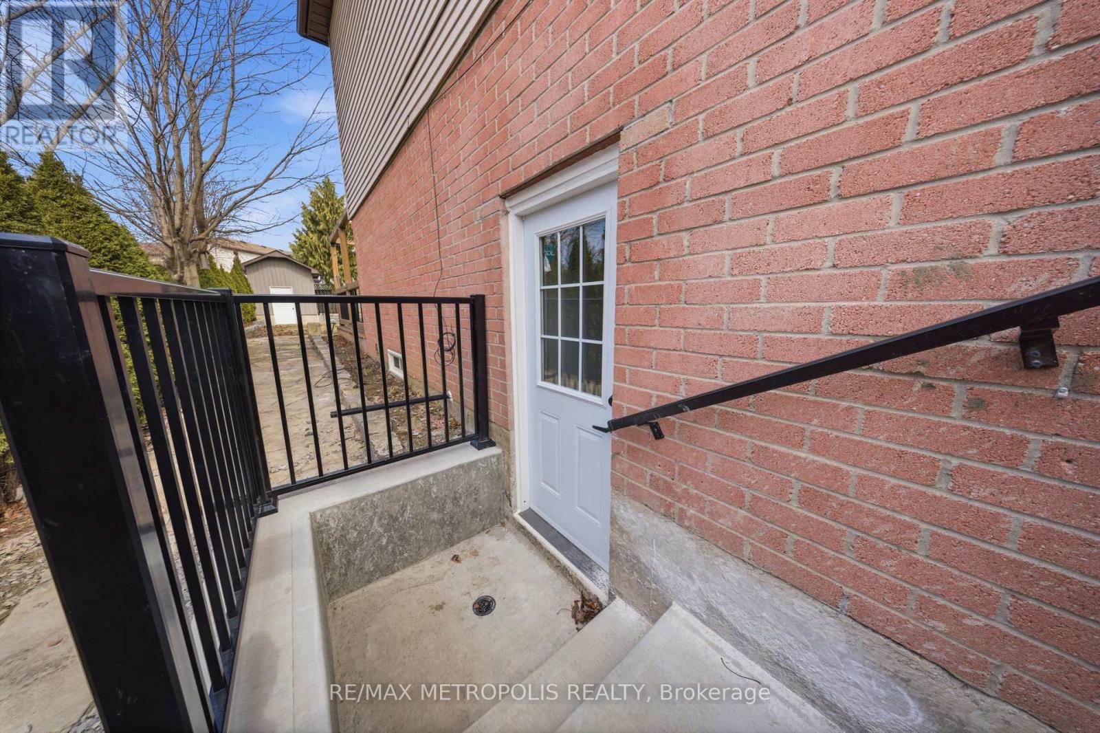 700 Mountjoy Court, Oshawa, Ontario  L1K 1W8 - Photo 29 - E12876300
