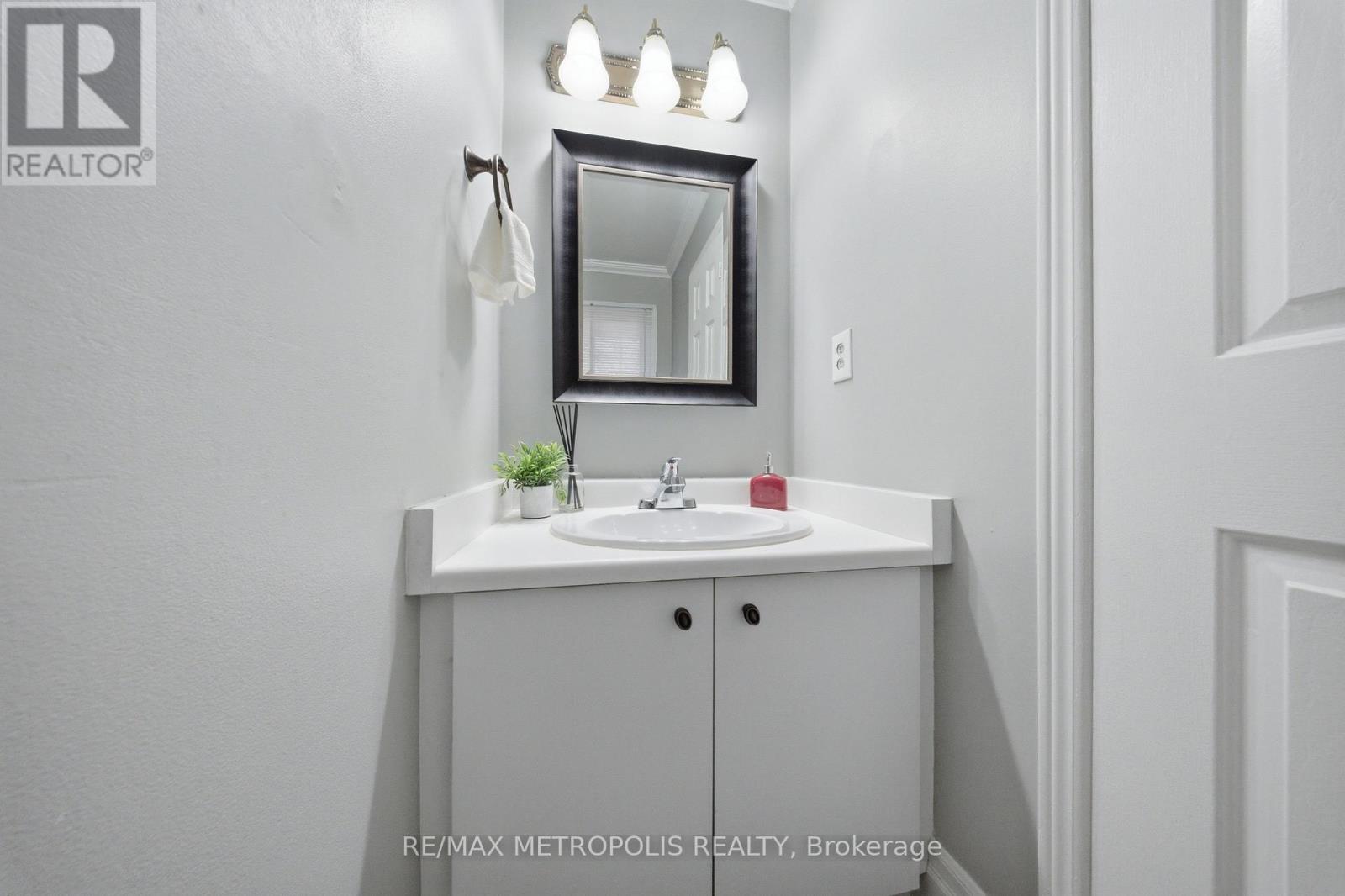 700 Mountjoy Court, Oshawa, Ontario  L1K 1W8 - Photo 26 - E12876300