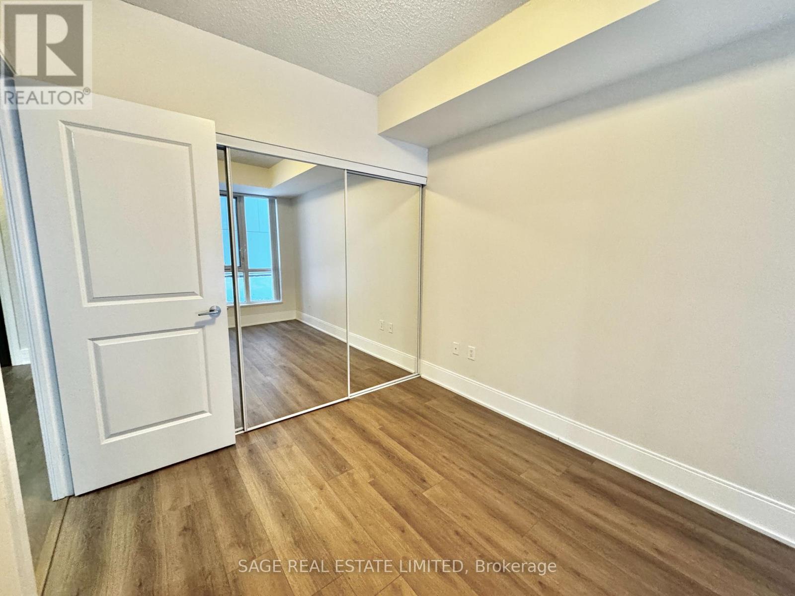 201 - 560 Front Street W, Toronto, Ontario  M5V 1C1 - Photo 18 - C12876870