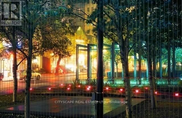 Lph8 - 55 Bloor Street E, Toronto, Ontario  M4W 3W6 - Photo 28 - C12876892