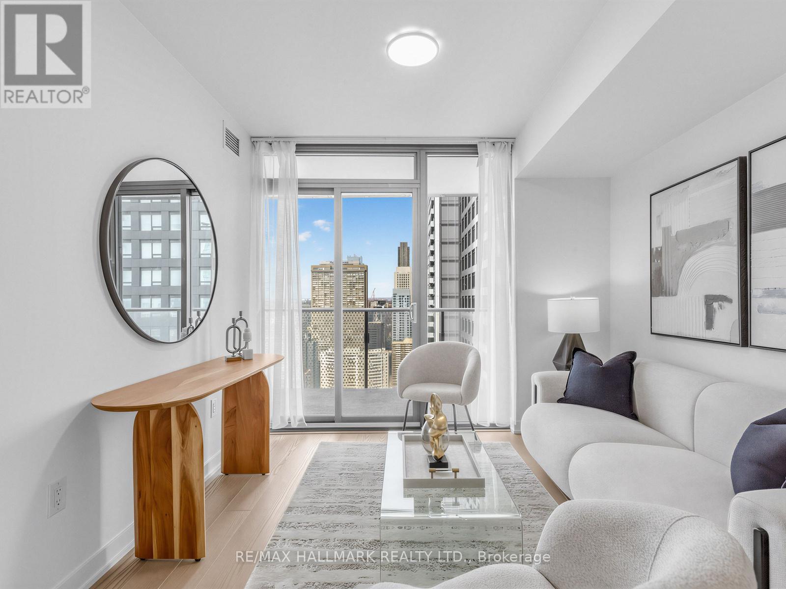 3909 - 11 Wellesley Street W, Toronto, Ontario  M4Y 0G4 - Photo 9 - C12876954