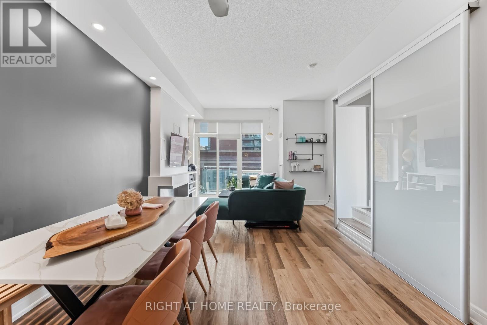 S320 - 112 George Street, Toronto (Moss Park), Ontario  M5A 2M5 - Photo 12 - C12877034