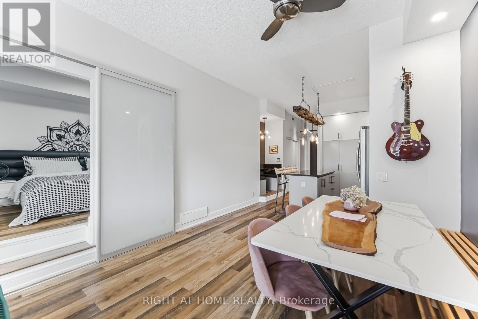 S320 - 112 George Street, Toronto (Moss Park), Ontario  M5A 2M5 - Photo 15 - C12877034