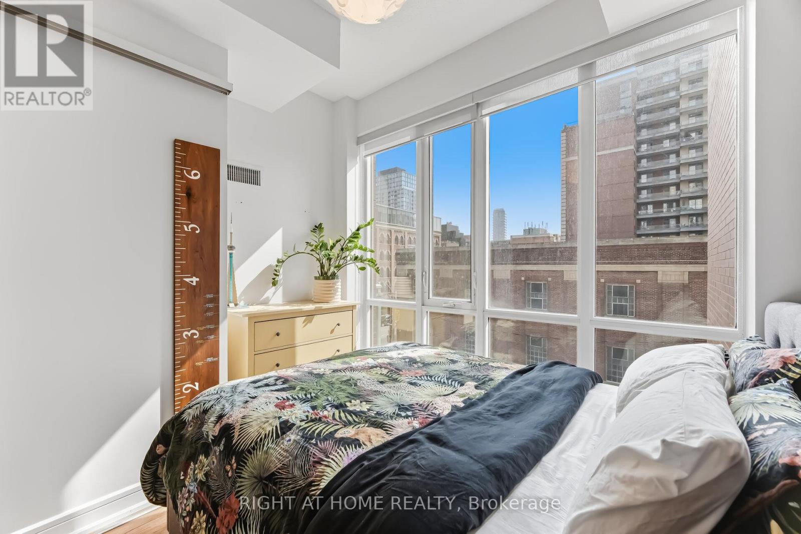 S320 - 112 George Street, Toronto (Moss Park), Ontario  M5A 2M5 - Photo 24 - C12877034