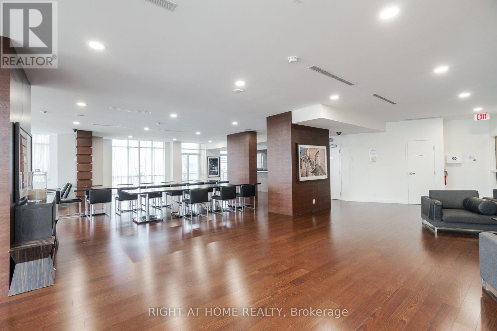 S320 - 112 George Street, Toronto (Moss Park), Ontario  M5A 2M5 - Photo 38 - C12877034