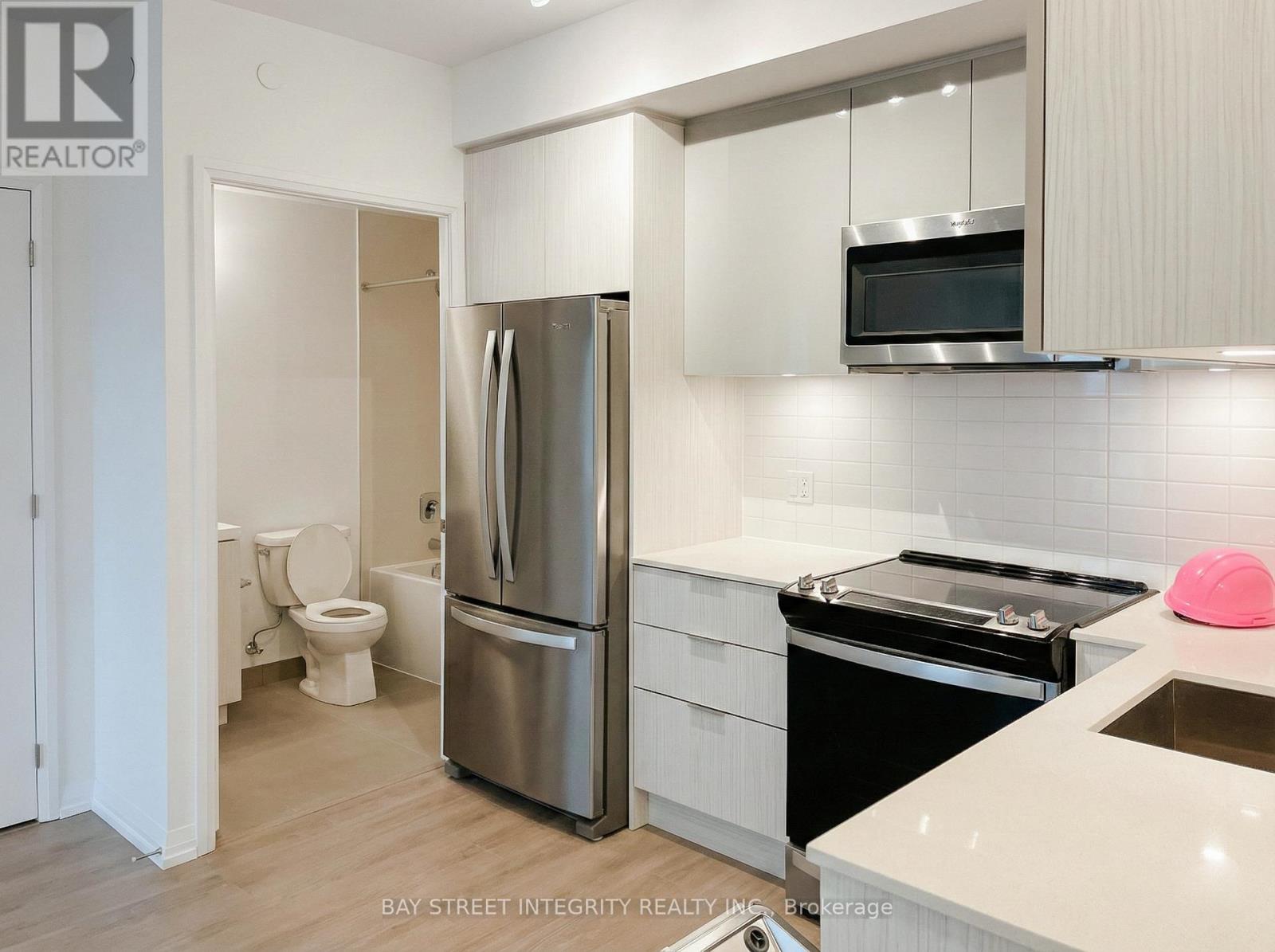 2010 - 25 Holly Street, Toronto, Ontario  M4S 0E3 - Photo 5 - C12877066